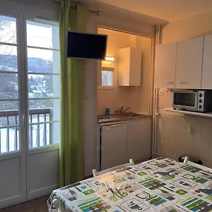 studio-avec-balcon-vue-degagee-et-parking-sejours-de-3.hotels-rhonealpes.com/