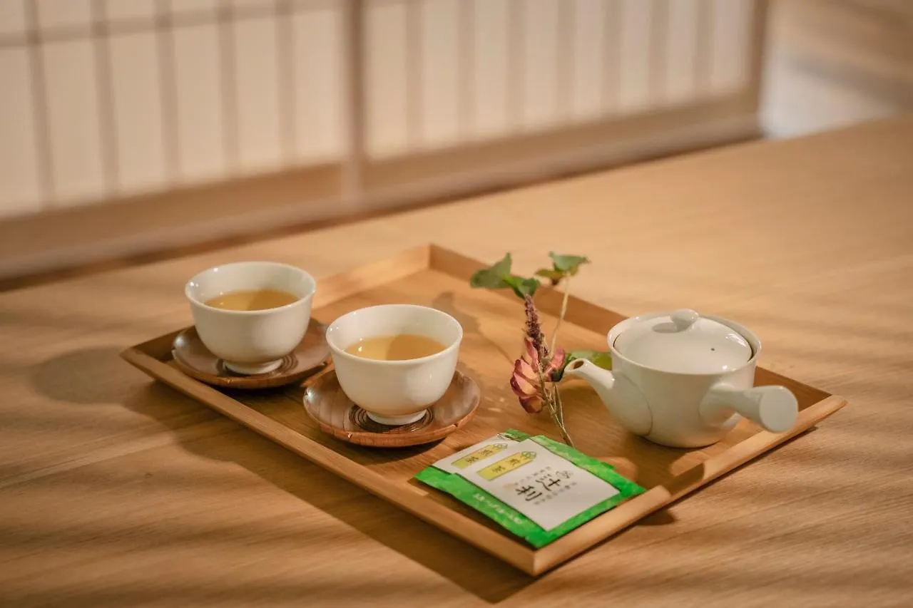 谷町君-星屋旅館-東山望月居/鴨川４min/清水五条駅220M Kyoto 0*,  Japan